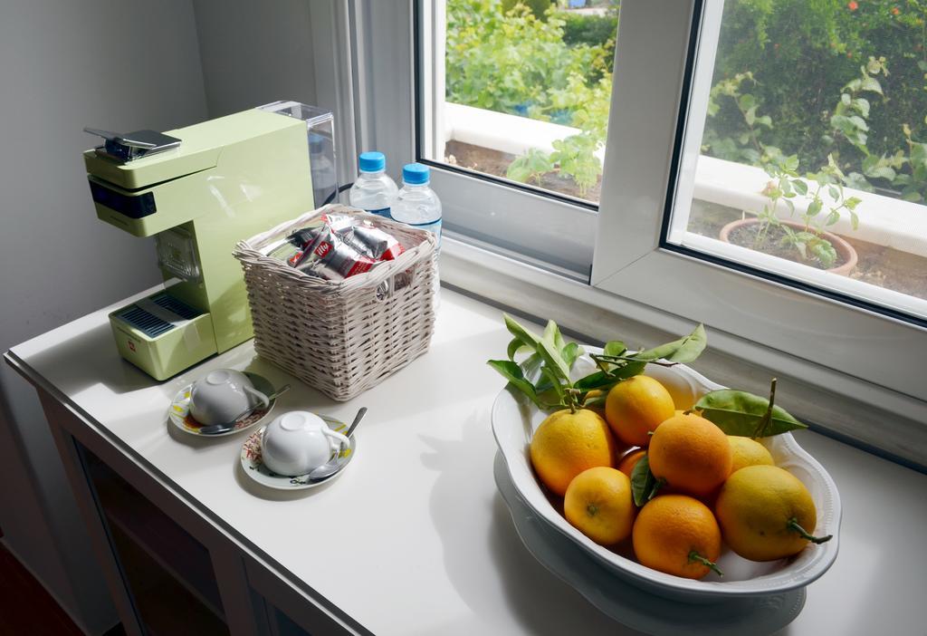 Olive Mansion Suites Marathón Dış mekan fotoğraf